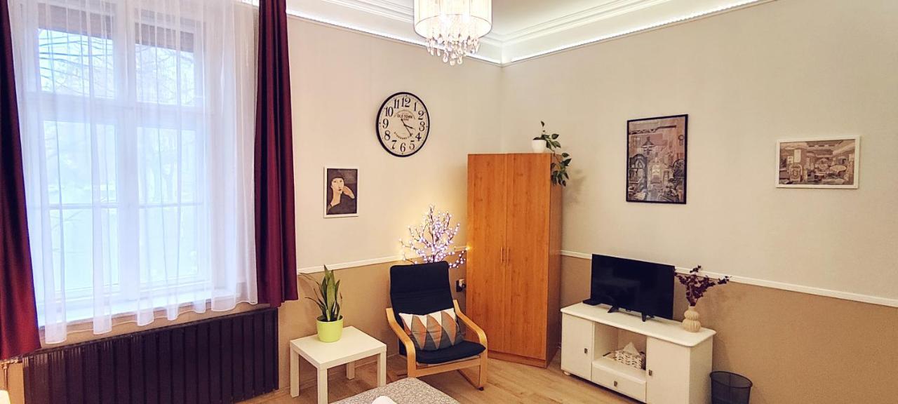Center Apartman Szeged Ngoại thất bức ảnh