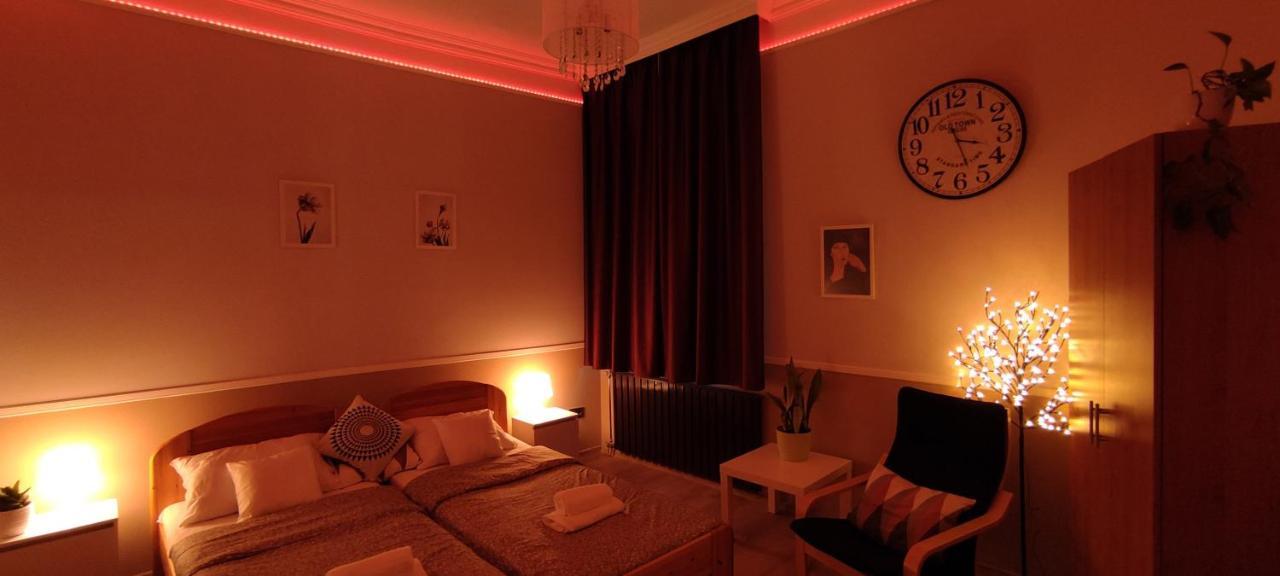 Center Apartman Szeged Ngoại thất bức ảnh